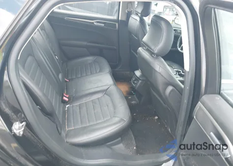 2015 Ford Fusion Se z USA, uszkodzony, nr VIN 1FA6P0HD0F5118290